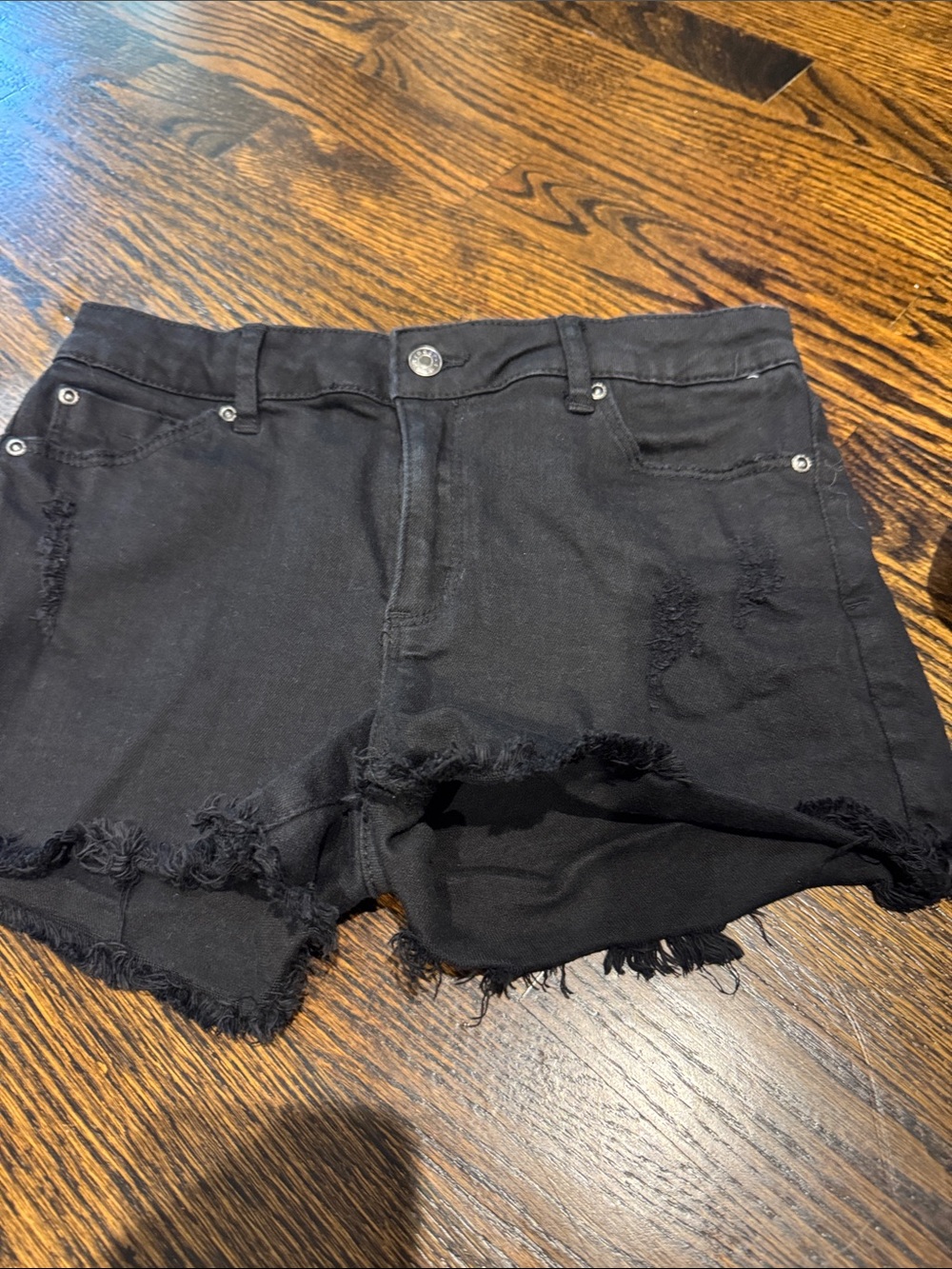 Tractr Girls size 14 Black Distressed Denim Shorts never worn no tag